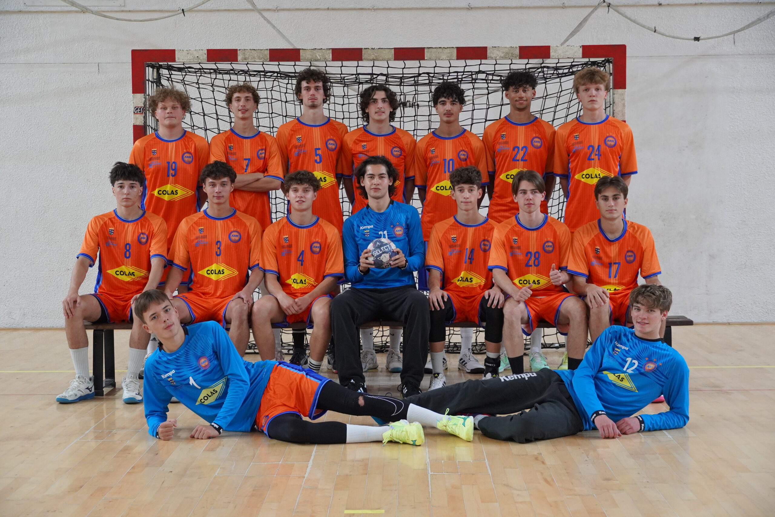 https://stmandehandball.com/wp-content/uploads/2026/06/18ans-equipe-3-scaled.jpg